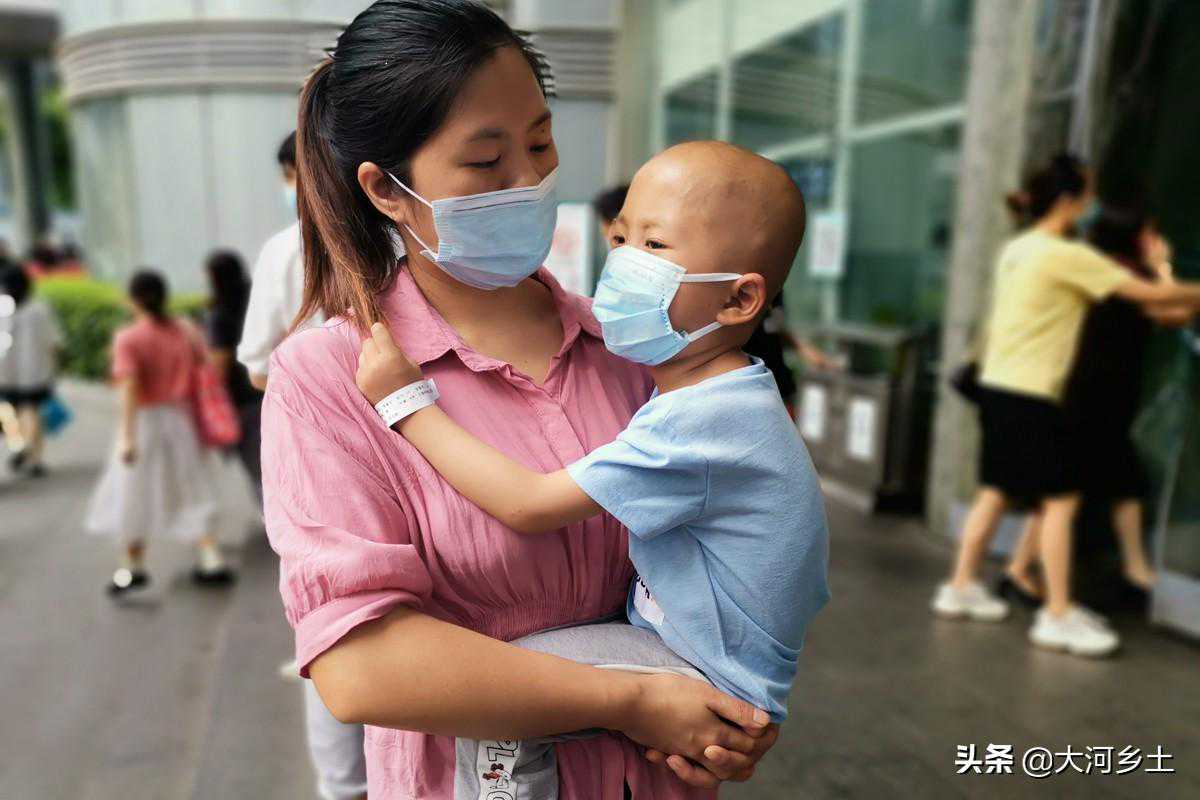 香港正规验血男女价格,湖南女子经4次人工试管，终于产下双胞胎，不料3年后生